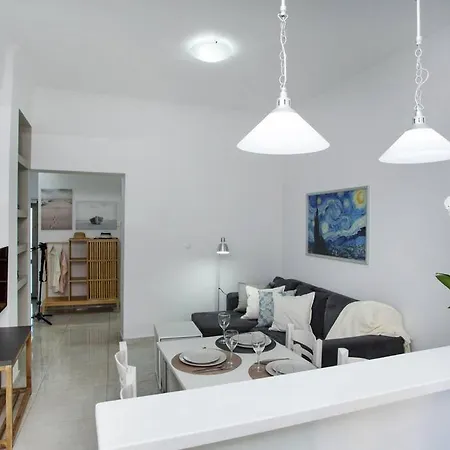 Modern House In The Old Town Chania (Crete)